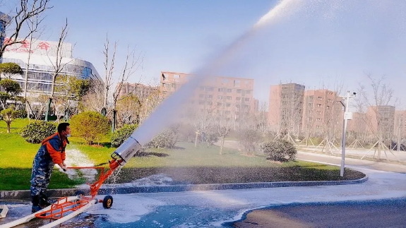 【又見(jiàn)飛雪，飄于智能裝備】手持式、推車式中倍泡沫發(fā)生器（兩款）