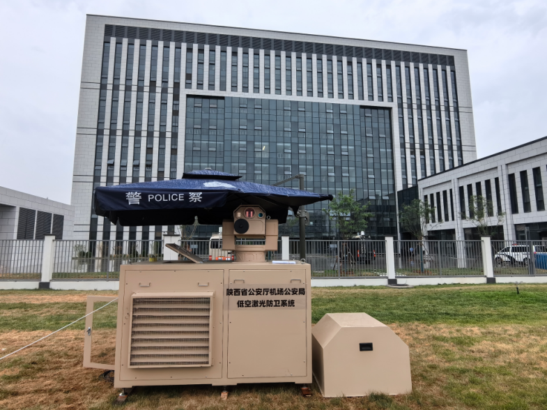 1020106221 緊湊型無(wú)人機(jī)激光防衛(wèi)系統(tǒng)  圖片4.png