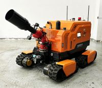 全地形消防滅火機器人 （第1代，四履帶，油動液壓）